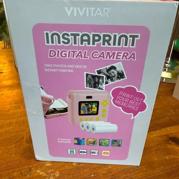 Instaprint Digital Camera from Vivitar - Picture 4 of 5
